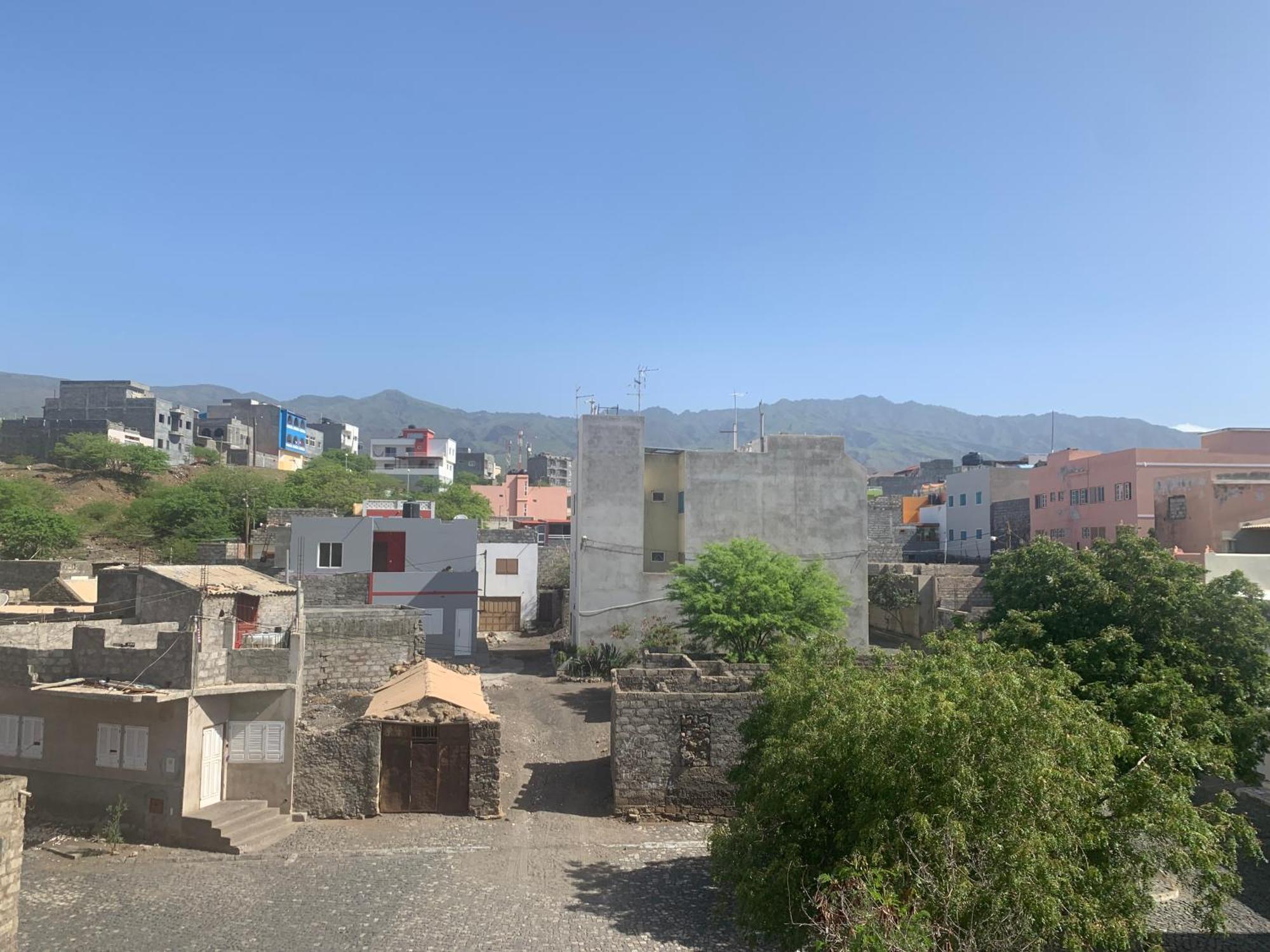 Residencial Por Do Sol Hotel Porto Novo  Bagian luar foto