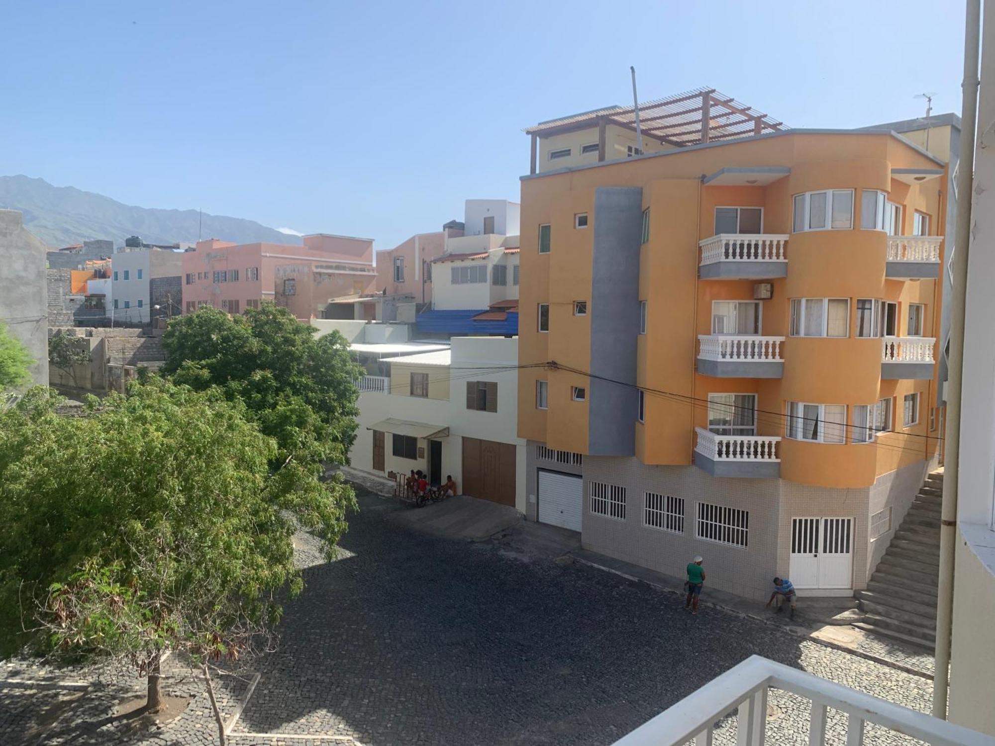 Residencial Por Do Sol Hotel Porto Novo  Bagian luar foto