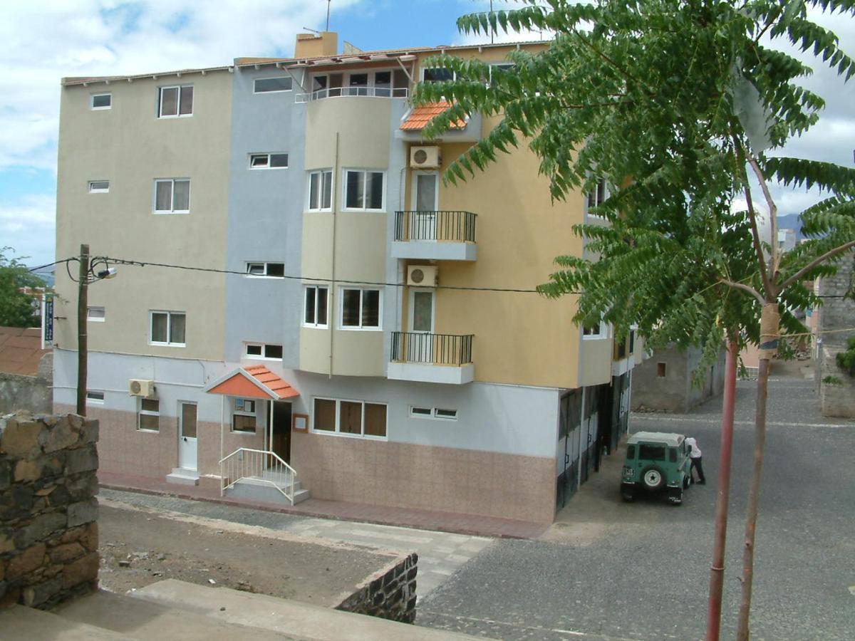 Residencial Por Do Sol Hotel Porto Novo  Bagian luar foto